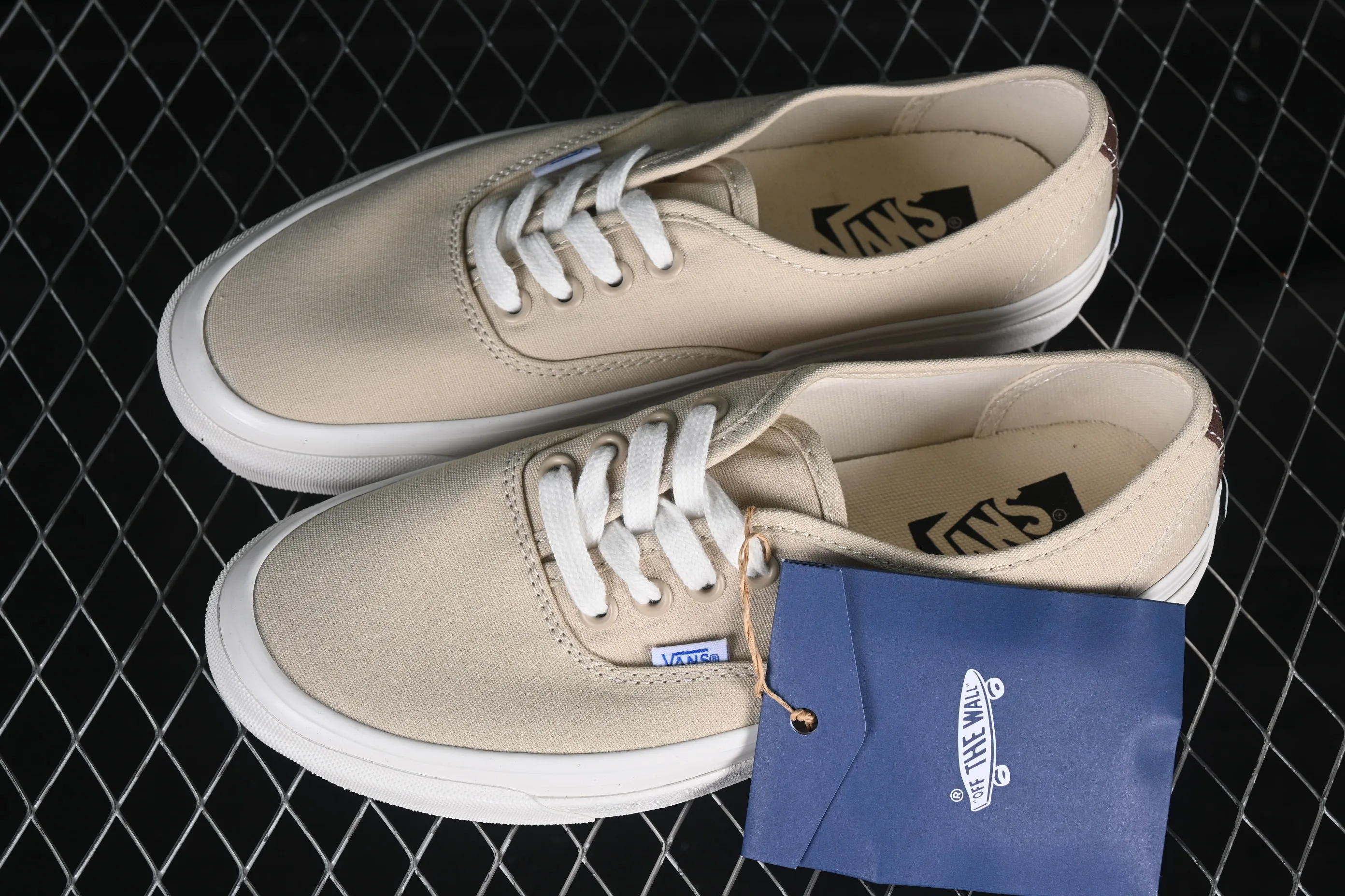 All categories Vans Vans series Vans Low Vans low-top Vans Authentic Reissue 44 Vans official high-end branch low-top casual sneakers VN000CQA4A3